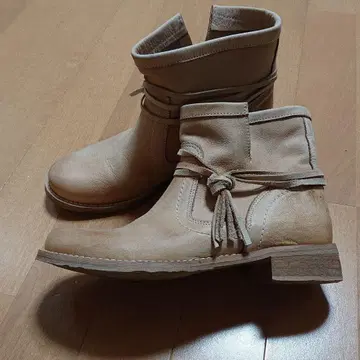 [ 최종 가격 인하 ] 나노 유니버스 천연 가죽 숏부츠