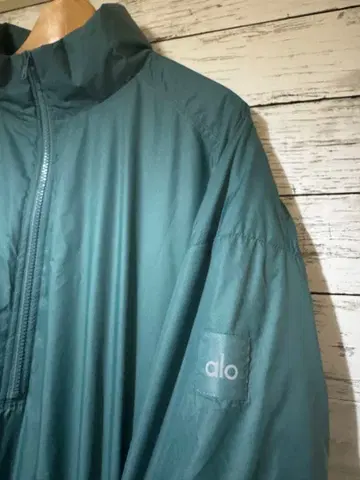 alo(아로) 나일론 자켓 하프 지퍼