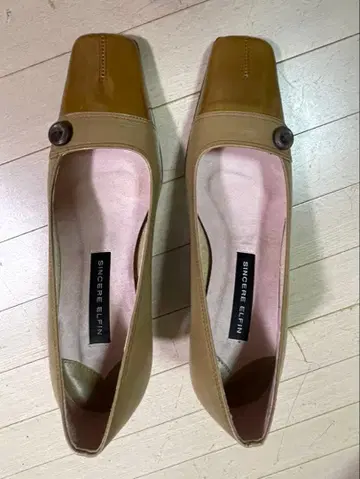 SINCERE ELFIN 여성 신발 22.0cm, 미사용 새상품