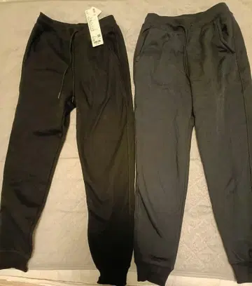 UNIQLO 히트텍 보아 스웨트 팬츠 XS 블랙과 네이비