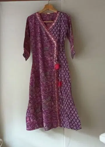 카슈쿨풍 꽃무늬 자수 쿠르타 세트