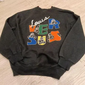 루이 비통 맨투맨 트레이닝복