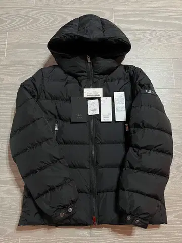 TATRAS MADHI 타트라스 마디 다운 자켓 블랙