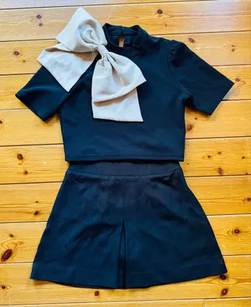 Rady 리본 포함 블랙 셋업