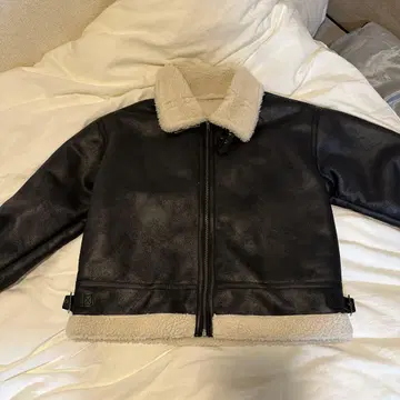 moment+ 무스탕 코트 무스탕 자켓