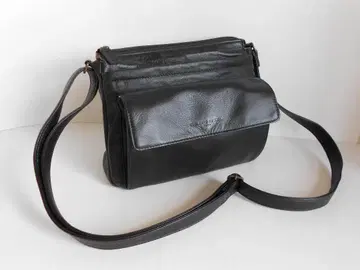 새상품급 필립 모델 숄더백 천연 가죽 블랙