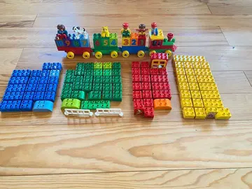 LEGO DUPRO 세트 피그 7개 플레이트 2개 포함