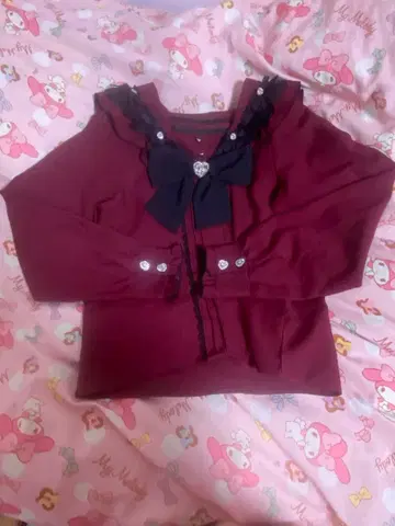 DearMyLove의 하트 리본 가득 프릴 세일러 블라우스