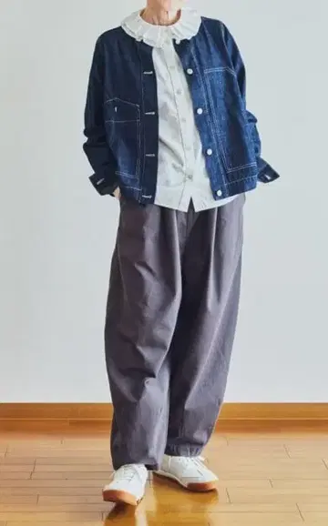 써니클라우드 feat. Mimi 프릴 카라 블라우스