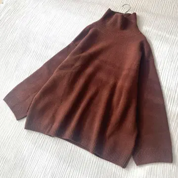 Plage 플라주 울 캐시미어 터틀 와이드 실루엣 니트