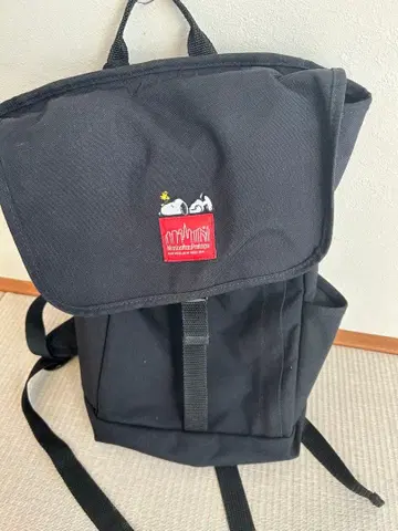 캐릭터 자수 블랙 백팩