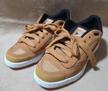 Reebok CLUB BULC 스니커즈