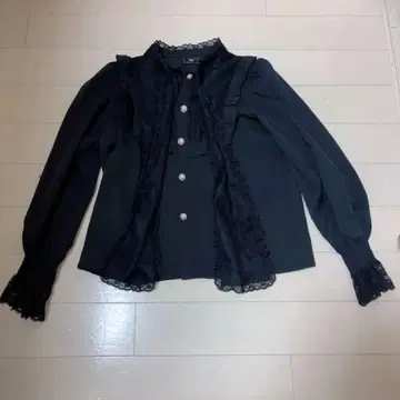 ROJITA 블랙 레이스 블라우스