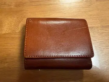 브라운 가죽 3단 폴더형 지갑