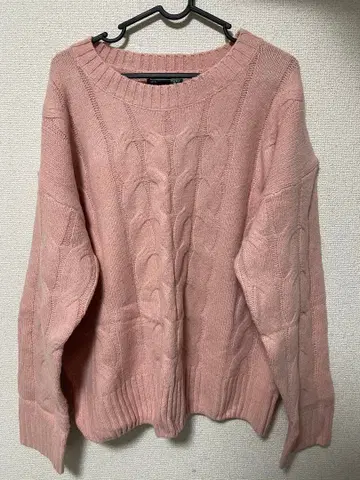 핑크 케이블 니트 스웨터 긴팔