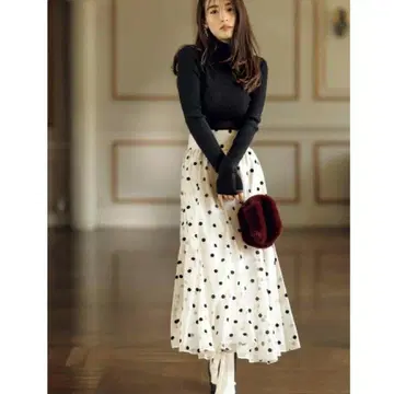 Apuweiser-riche 플로키 도트 셋업