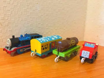[레어] 프라레일 토마스 25주년 파랑 피카피카 토마스 파티 세트, 4대