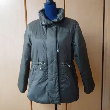 서모아 충전솜 퀼팅 바이컬러 코트 올리브