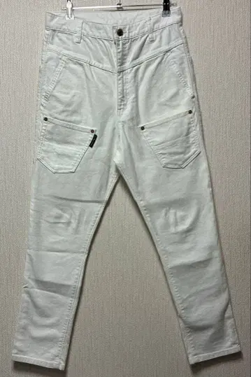 메르시보쿠 화이트 팬츠