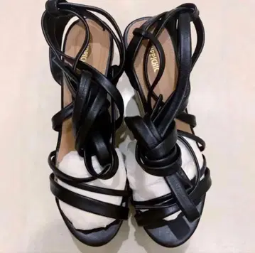 [ 새상품급 ] pippichic 블랙 가죽 플랫폼 힐