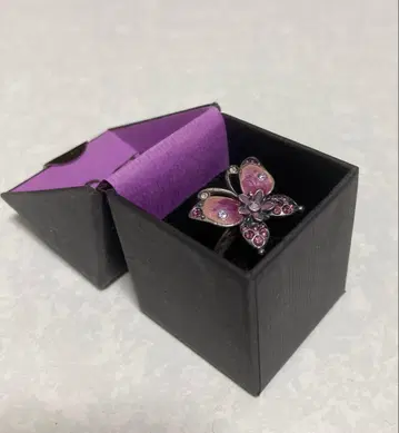 ANNA SUI 나비 모티브 반지 (박스 있음)