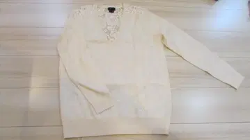 [미사용] 띠어리 theory 아이보리 레이스 스웨터