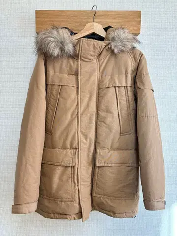 나노 유니버스 퍼 베이지 다운 자켓