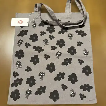 어반 리서치 블랙 미야쿠 토트백