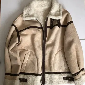 보아 무스탕 리버서블 플라이트 자켓 연한 베이지 M 사이즈