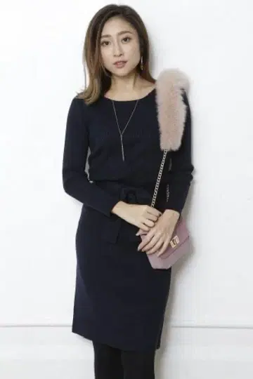 [택 포함 새상품] 저스길리티 네이비 리브 니트 원피스 M