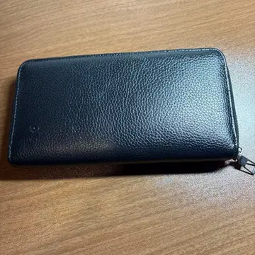 블랙 가죽 장지갑