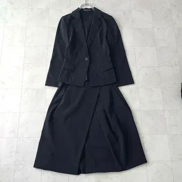 새상품급 폭시 뉴욕 스커트 셋업 자켓 블랙 38