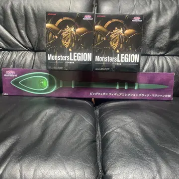 유희왕 듀얼몬스터즈 라의 익신룡 피규어 지팡이 세트