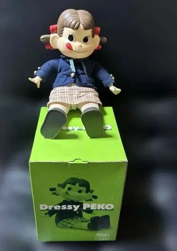 앉아 페코짱 외출 의상 페코 쇼와 레트로