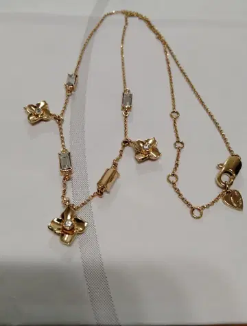 grosse 글로세 골드 꽃 모티브 목걸이