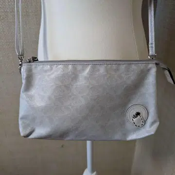 펠레보르사 얼라이브 2층식 숄더백 나일론 화이트 계열