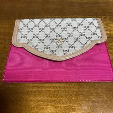 핑크 로고 클러치백