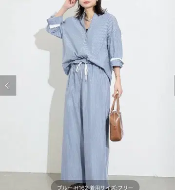 스트라이프 블루 긴팔 셔츠 F 사이즈