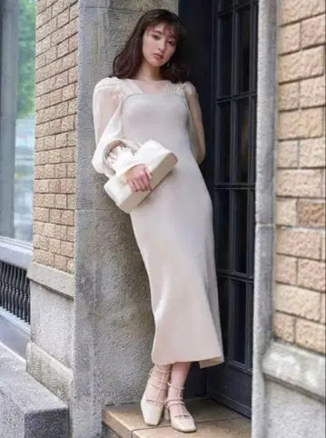 FRAY.I.D 오간 슬리브 스트레이트 원피스