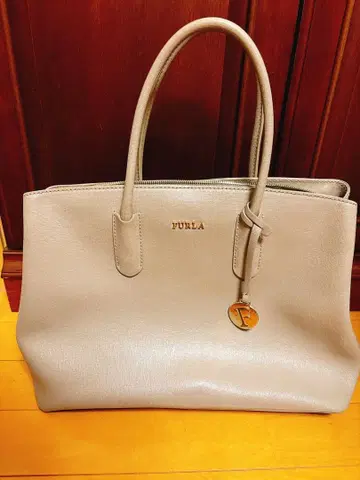 FURLA 핸드백 그레이 새상품급