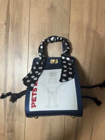 PETS LOCK 네이비 도트 무늬 리본 포함 숄더백