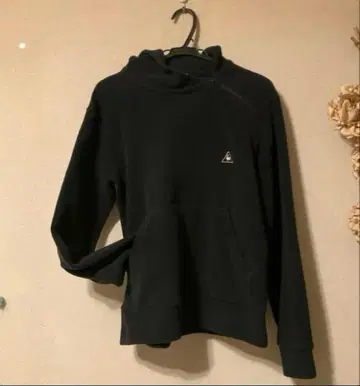 르꼬끄 스포르티브 플리스 후드 풀오버 M 비대칭 데상트