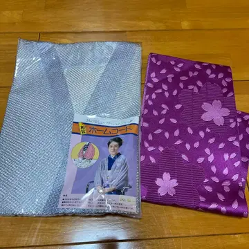 보라색 꽃무늬 홈 코트