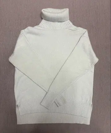 PLST 니트 터틀넥 캐시미어 혼방 M 사이즈