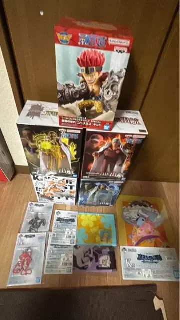 원피스 피규어 5점과 덤 포함 세트