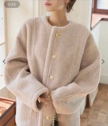 [ 기간 한정 가격 ] 무스탕 리버서블 숏 기장 코트 새상품