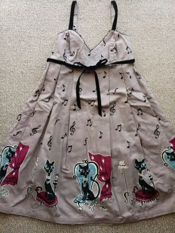 검은 고양이 원피스 에밀리 템플큐트