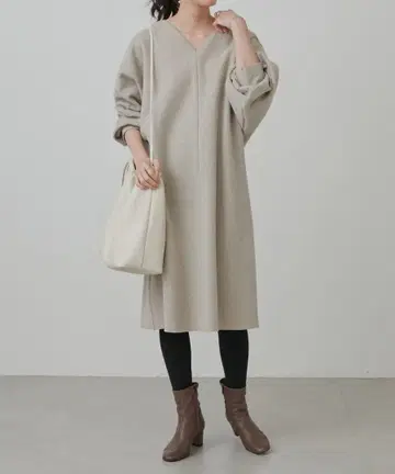 비어즐리 미사용 택 포함 부클레 편직 원피스