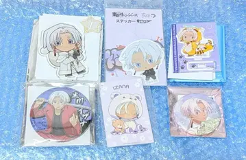 도쿄 리벤저스 쿠로카와 이자나 아크릴 스마트폰 스탠드 캔뱃지