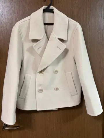 유니클로 더블 페이스 숏코트 M